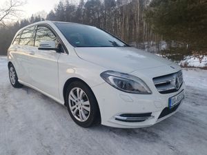 Mercedes-Benz B W246 180 BlueEFFICIENCY Edition Style 2012