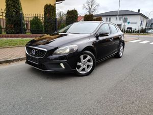 Volvo V40 D2 2014