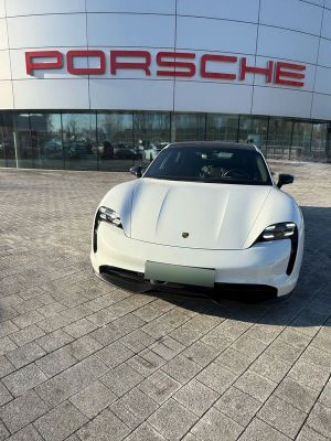 Porsche Taycan 2020
