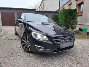 Volvo V60 I 2015