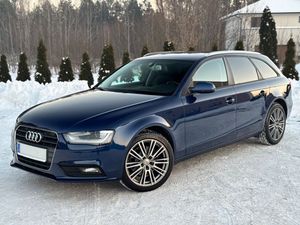 Audi A4 B8 2.0 TDI DPF Attraction 2012