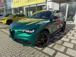 Alfa Romeo Stelvio 2.0 Turbo Intensa Q4 2025