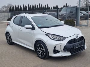 Toyota Yaris IV 1.5 VVT-i Team Deutschland 2023