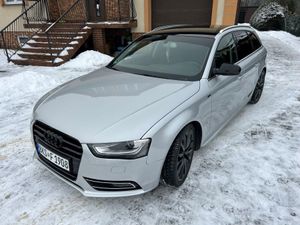 Audi A4 B8 2.0 TDI DPF S line Sportpaket 2012