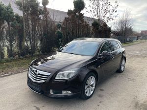Opel Insignia A 2.0 CDTI Automatik Sport 2012