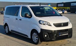 Peugeot Traveller 2017
