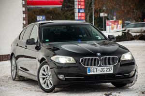 BMW 5 Series F10/F11 525d Sport-Aut 2011