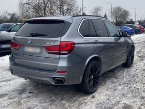 BMW X5 F15 xDrive50i Sport-Aut 2016