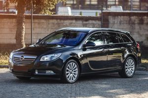 Opel Insignia A 2.0 CDTI ecoFLEX Business Design Edition 2012