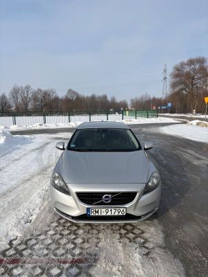 Volvo V40 II D2 Momentum 2012