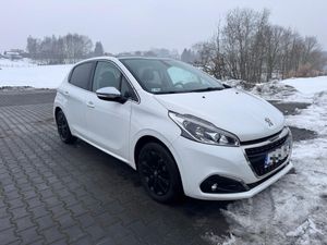 Peugeot 208 I 1.2 PureTech Allure 2018