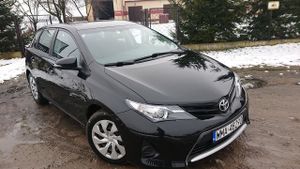 Toyota Auris II 1.33 Dual-VVT-i 2014