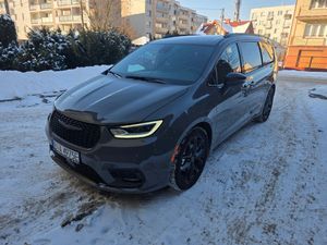 Chrysler Pacifica 2025