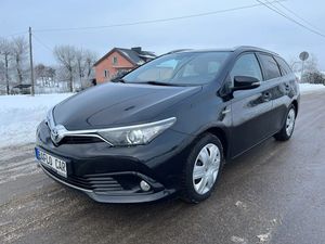 Toyota Auris II 1.8 HSD Luna 2017