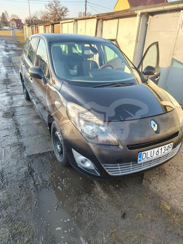 Renault Grand Scenic III dCi 130 FAP Expression 2010