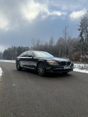 BMW 7 Series F01 740d xDrive 2011