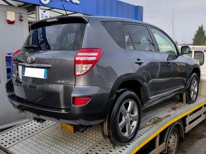 Toyota Rav4 III 2.2 D-4D 4x2 2012