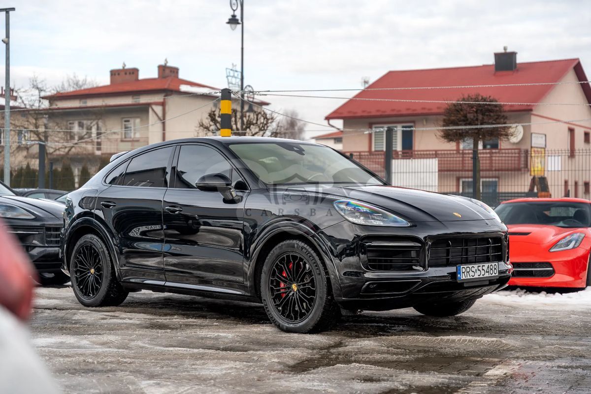 Porsche Cayenne III GTS 2022