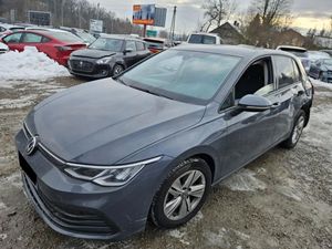 Volkswagen Golf VIII 1.0 eTSI OPF DSG Life 2021