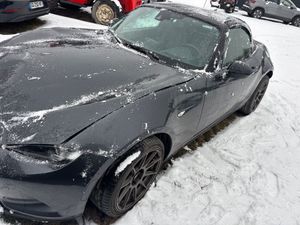 Mazda MX-5 (Miata) SKYACTIV-G 1.5 ADVANTAGE 2015