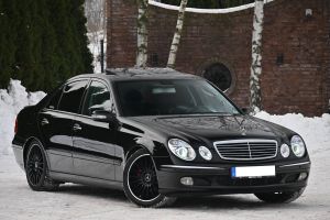 Mercedes-Benz E W211 220 CDI Automatik Elegance 2004