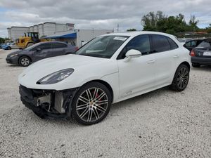 Porsche Macan I GTS 2018