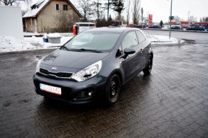 Kia Rio III 1.2 Dream Team Edition 2013