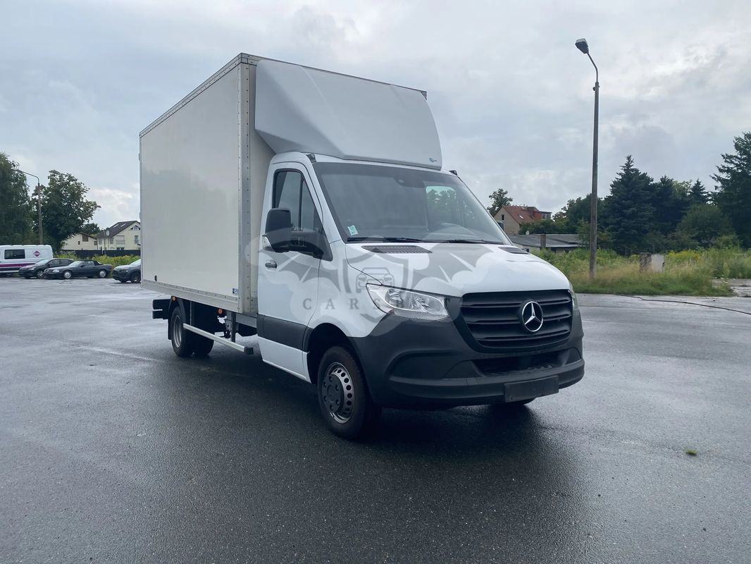 Mercedes-Benz Sprinter 2021