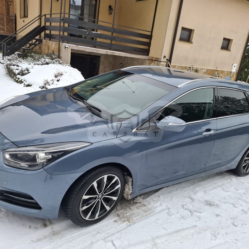 Hyundai i40 Kombi blue 1.7 CRDi DCT Style 2016