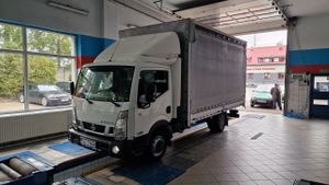 Nissan Cabstar 2015