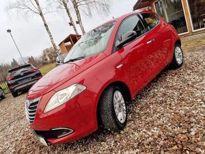 Lancia Ypsilon 2014