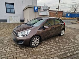 Kia Rio III 1.4 CRDI Platinum Edition 2012