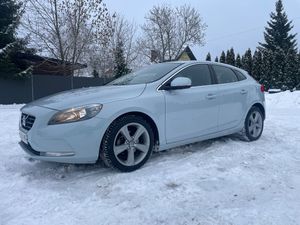 Volvo V40 II D2 You 2013