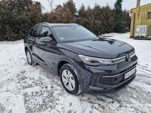 Volkswagen Tiguan III 1.5 eHybrid OPF DSG Elegance 2025