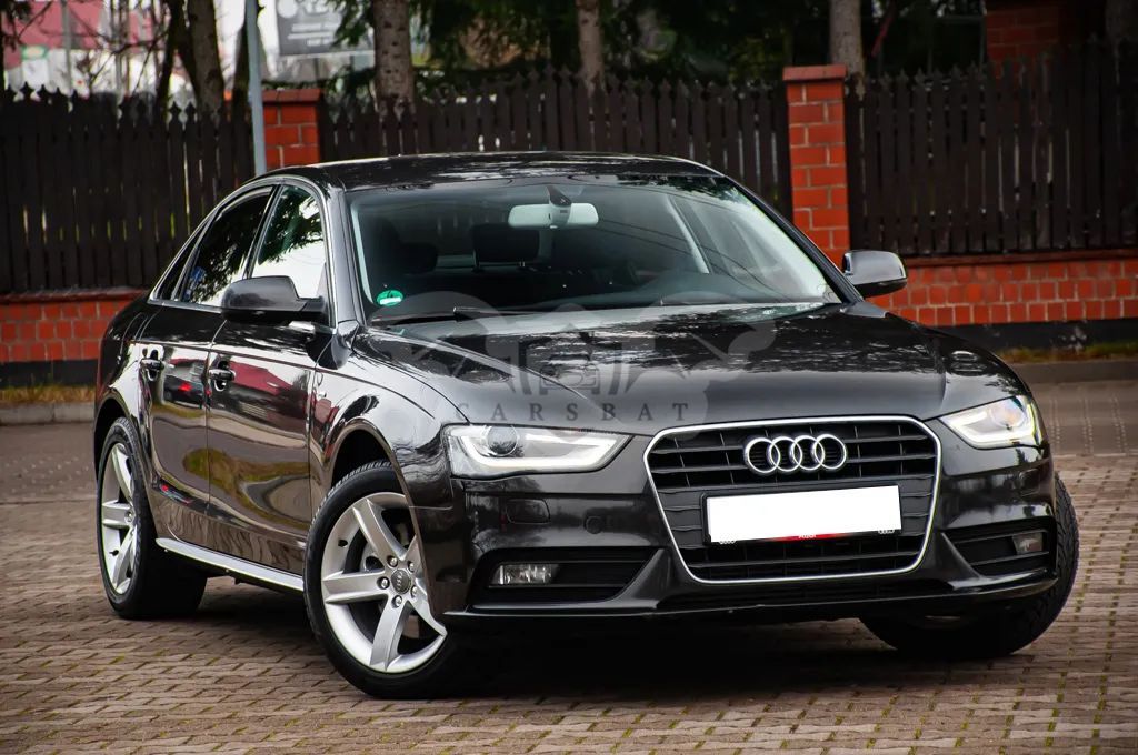 Audi A4 B8 1.8 TFSI S line Sportpaket 2012