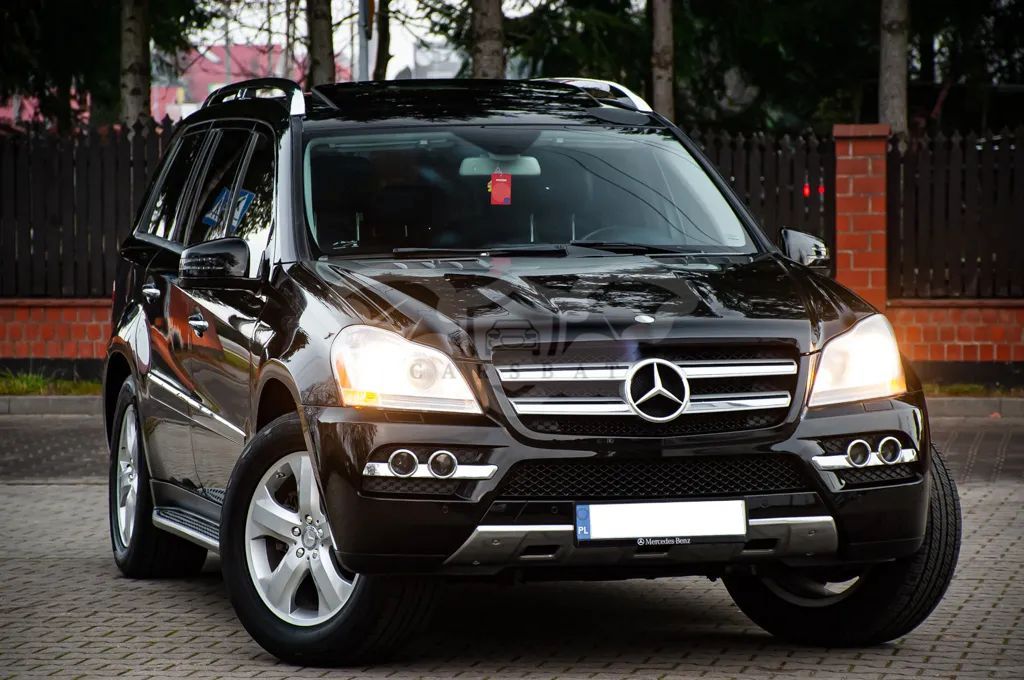 Mercedes-Benz GL X164 450 4Matic 7G-TRONIC 2011