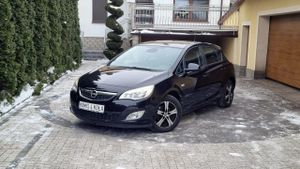 Opel Astra J 2010