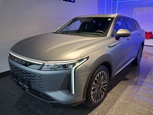Omoda 9 2025