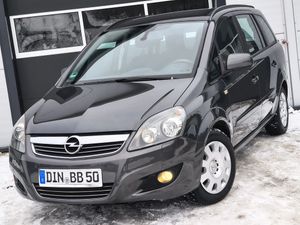 Opel Zafira B 2013