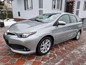 Toyota Auris II 2016