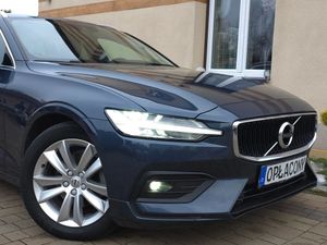 Volvo V60 II D3 Momentum Pro 2020