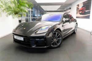 Porsche Panamera 4 2024