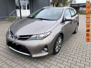 Toyota Auris II 2015