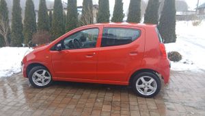 Nissan Pixo 2010