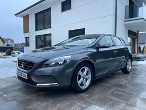 Volvo V40 II D2 Summum 2013