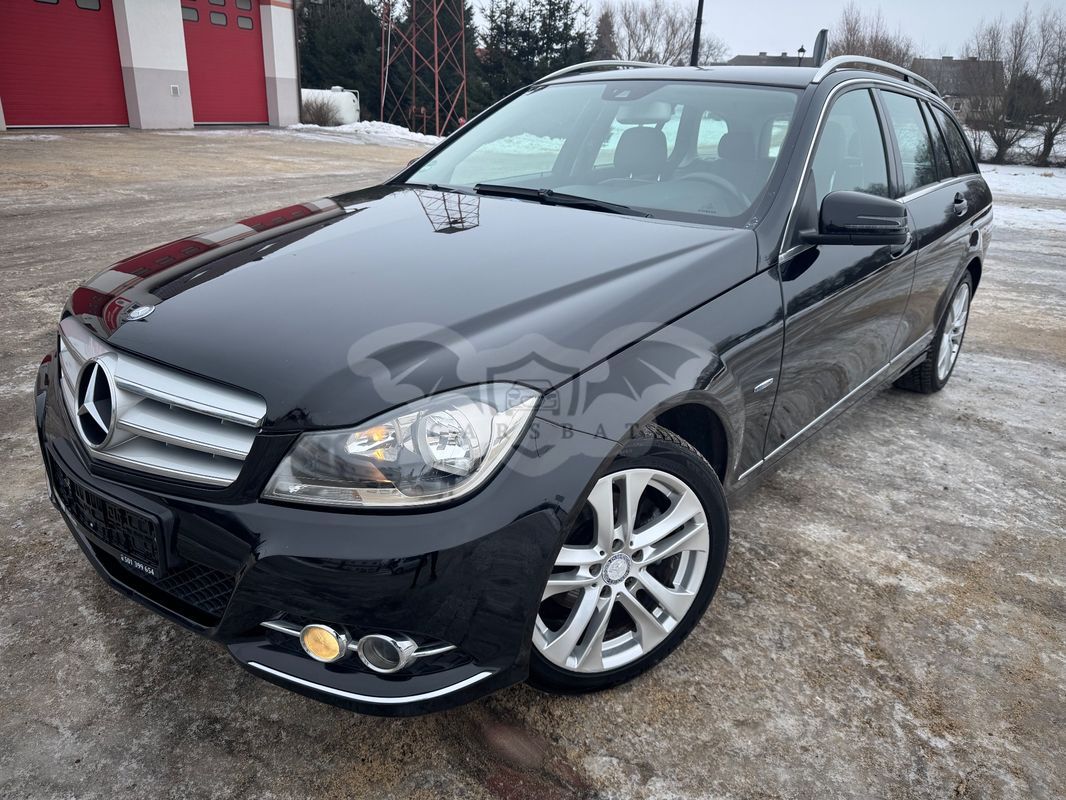 Mercedes-Benz C W204 220 CDI Avantgarde DPF Sport Edition + 2011