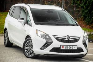 Opel Zafira C 2013