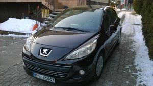 Peugeot 207 90 HDi FAP (Blue Lion) 98G 2011