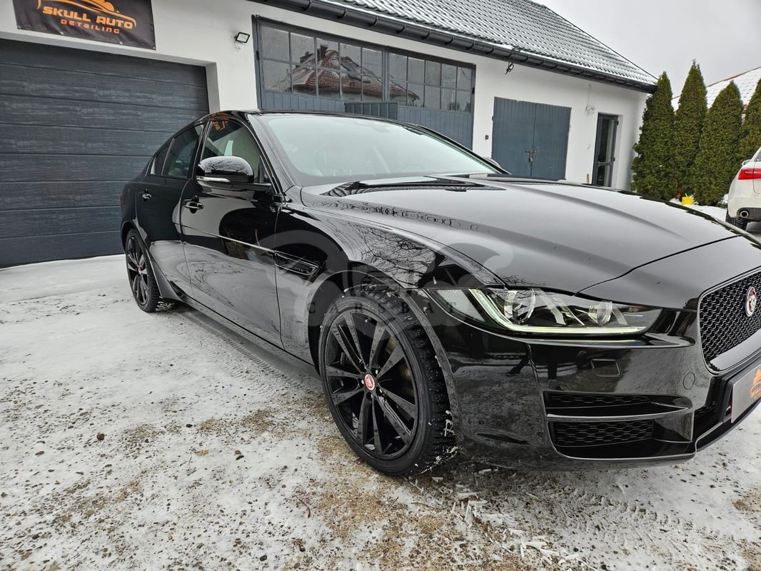 Jaguar XE 2.0 T AWD Prestige 2018