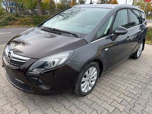 Opel Zafira C 2012